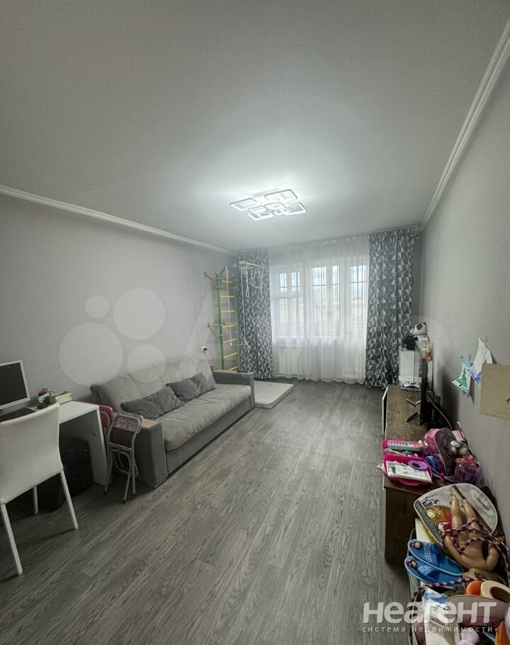 Продается 2-х комнатная квартира, 56 м²