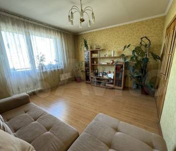 Продается Многокомнатная квартира, 80,3 м²