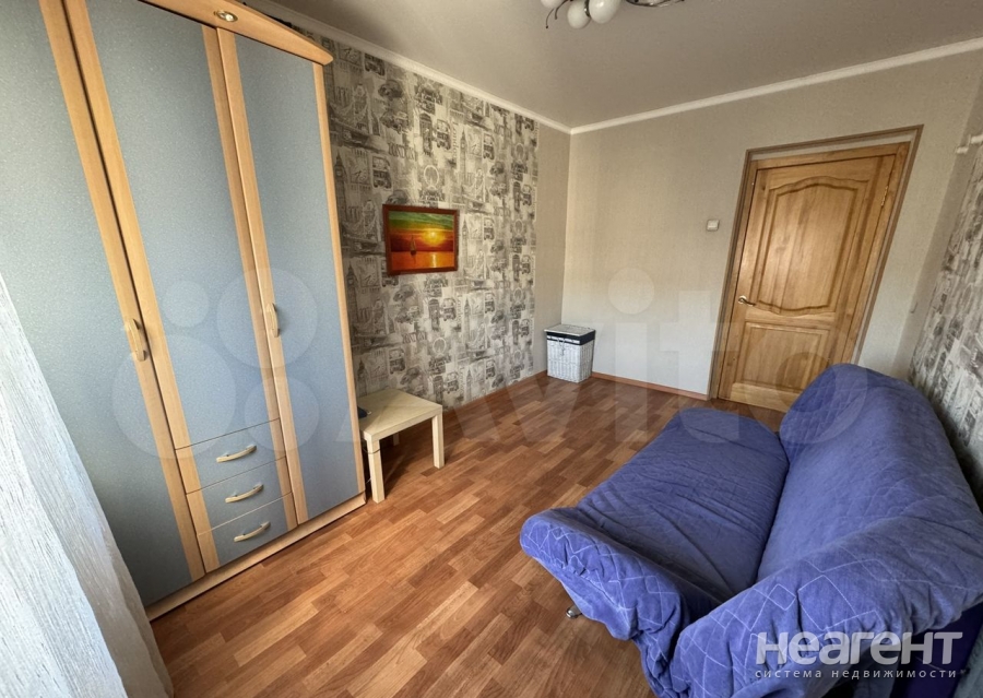 Продается Многокомнатная квартира, 80,3 м²