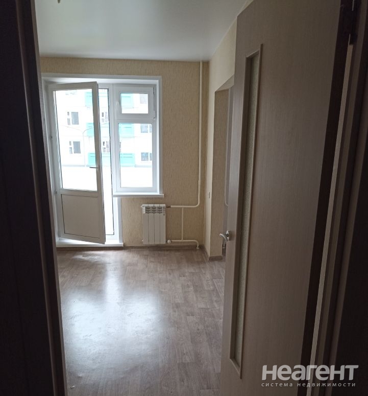 Продается 1-комнатная квартира, 32,7 м²