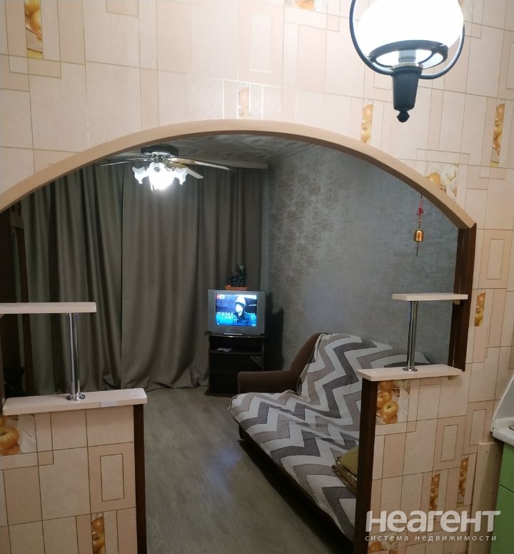 Продается 1-комнатная квартира, 19 м²