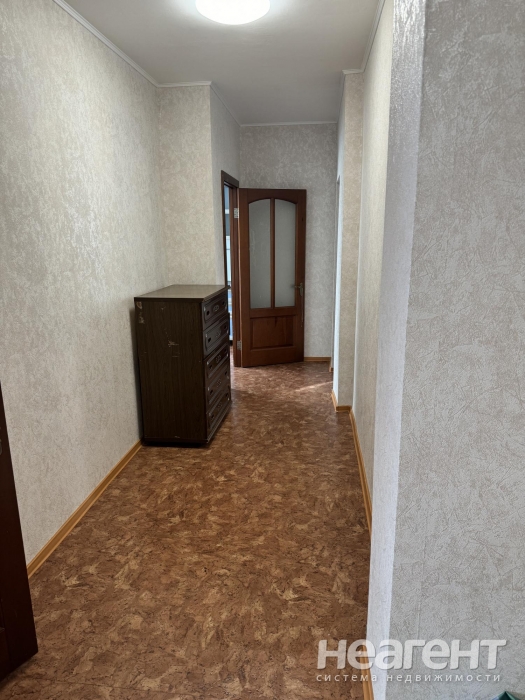 Сдается 2-х комнатная квартира, 60 м²