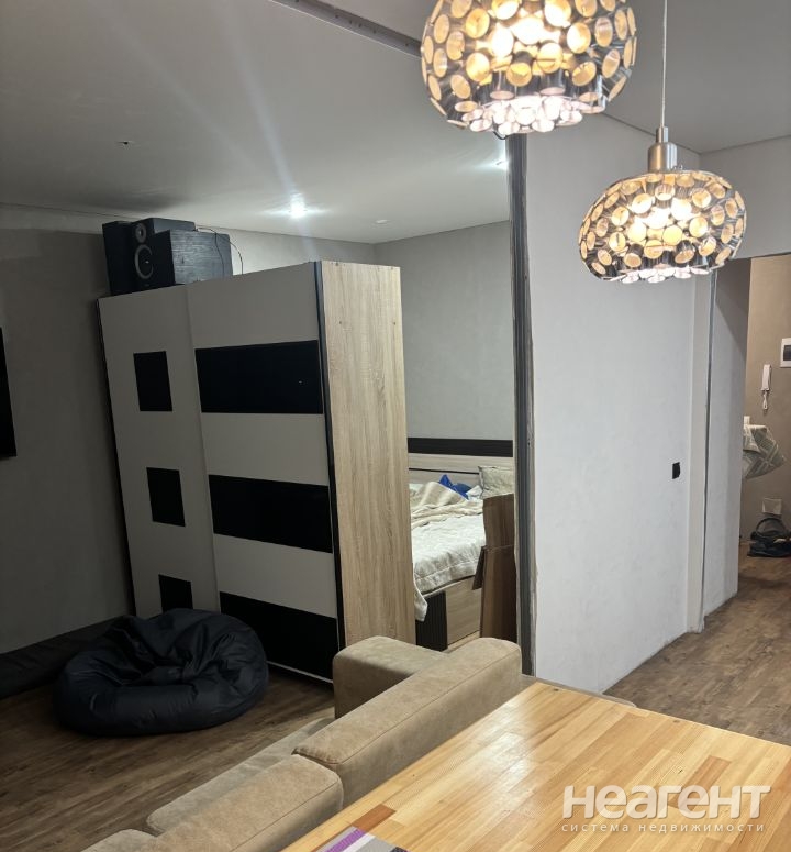 Продается 1-комнатная квартира, 36,6 м²