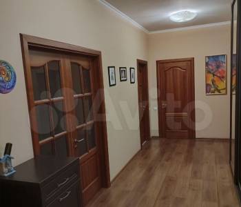 Продается 2-х комнатная квартира, 81,9 м²