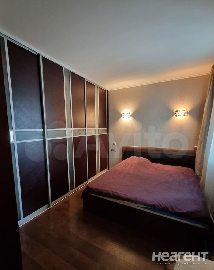 Продается 3-х комнатная квартира, 64 м²