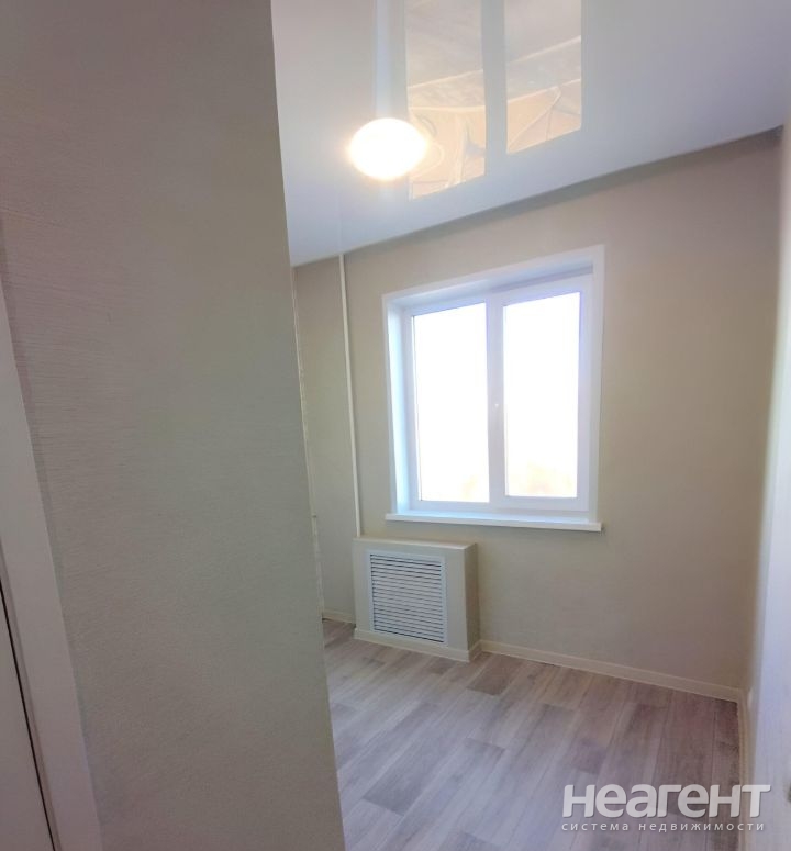 Продается 2-х комнатная квартира, 42 м²