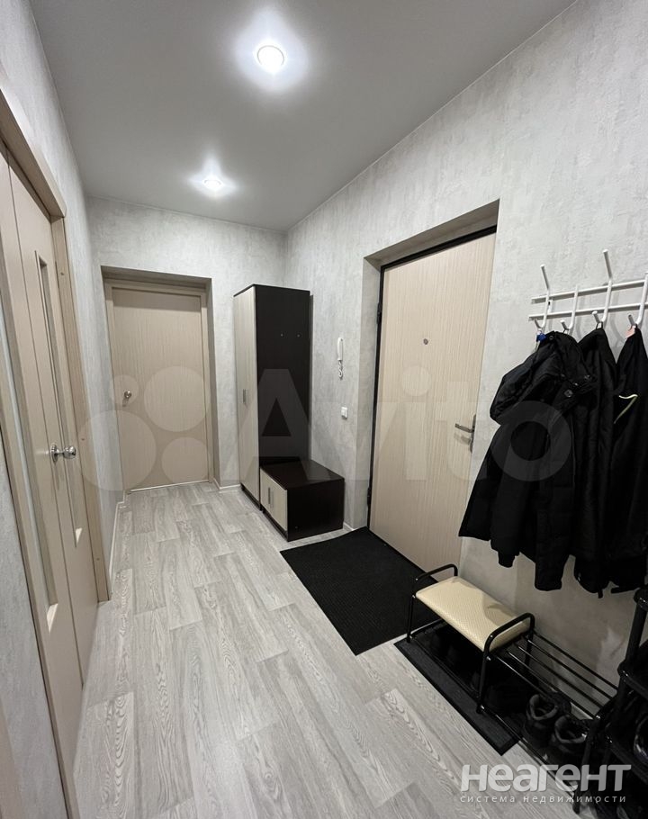 Продается 2-х комнатная квартира, 54 м²