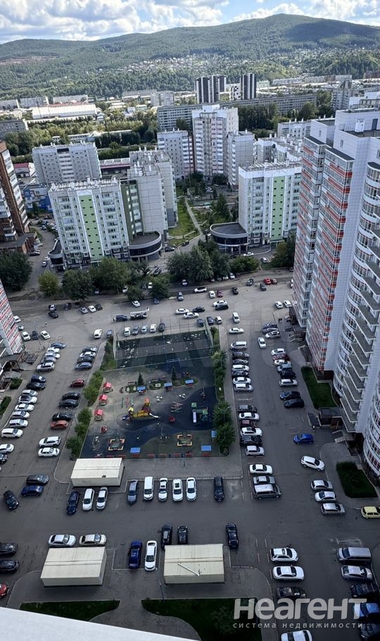 Продается Многокомнатная квартира, 97 м²