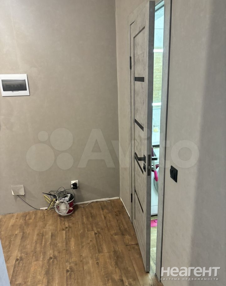 Продается 1-комнатная квартира, 39,9 м²