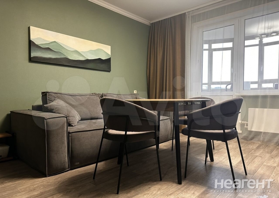 Продается 2-х комнатная квартира, 64 м²