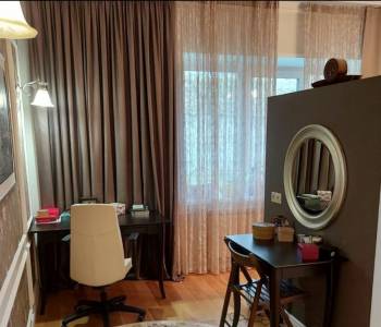 Продается Многокомнатная квартира, 142,8 м²