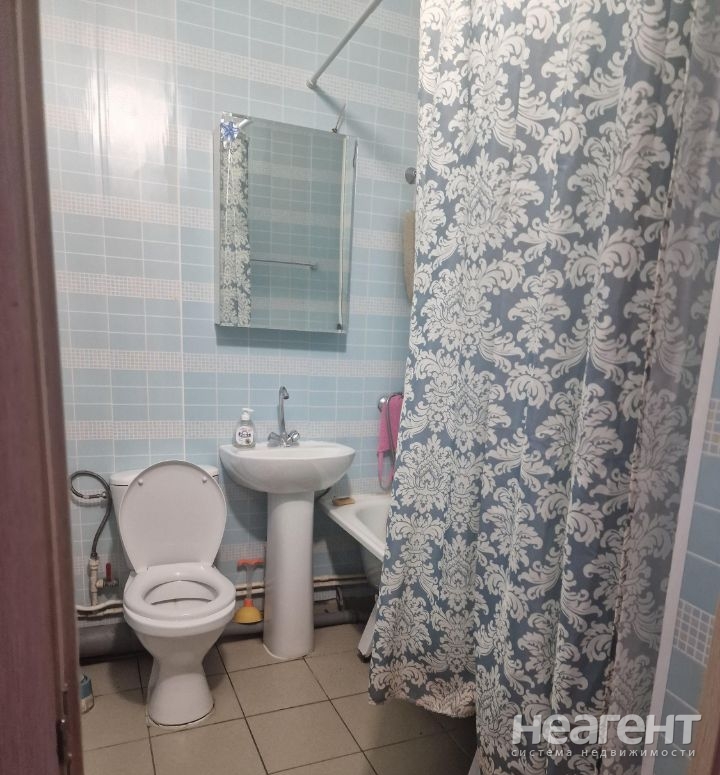 Сдается 1-комнатная квартира, 41 м²