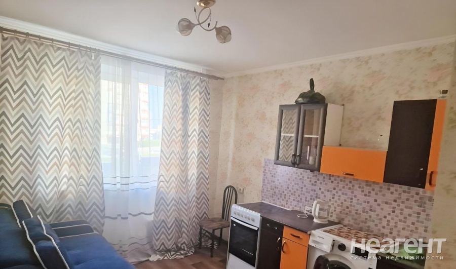 Сдается 1-комнатная квартира, 41 м²