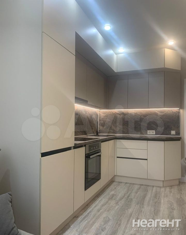 Продается 2-х комнатная квартира, 54 м²