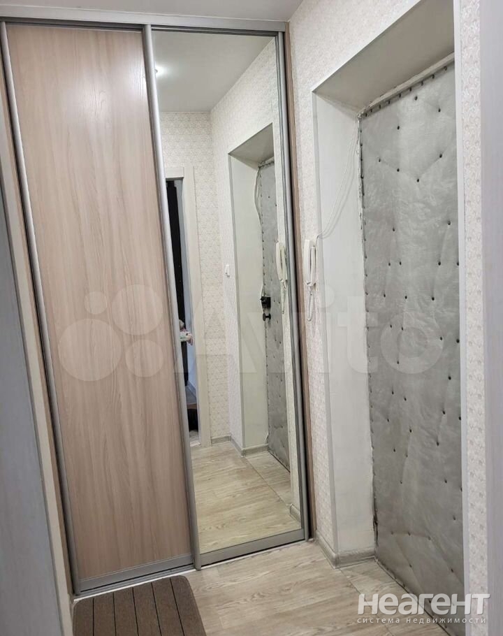 Продается 1-комнатная квартира, 33 м²