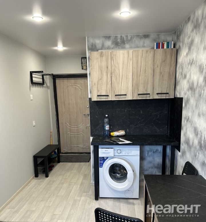 Продается 1-комнатная квартира, 14 м²