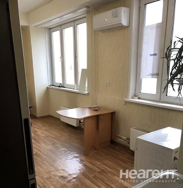 Продается 1-комнатная квартира, 23 м²