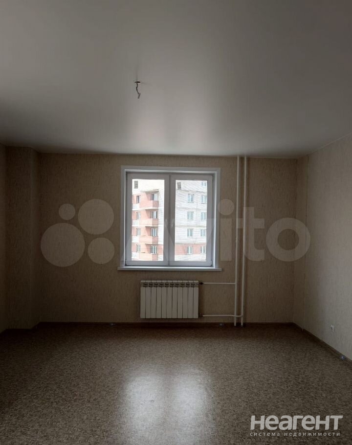 Продается 1-комнатная квартира, 47 м²