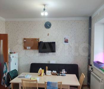 Продается Многокомнатная квартира, 94 м²