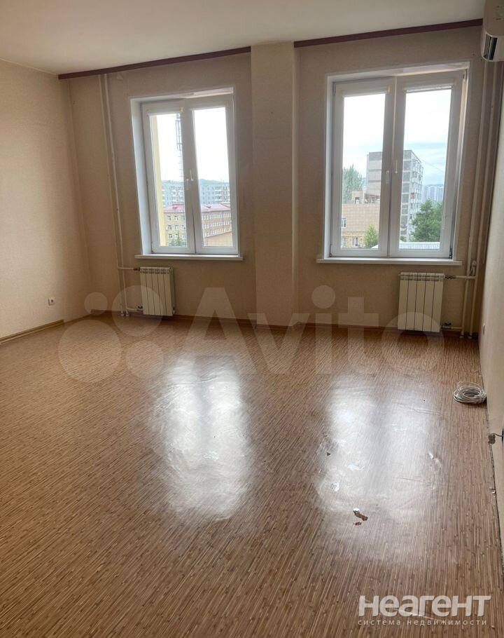 Продается 1-комнатная квартира, 45,5 м²