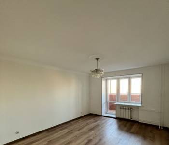 Продается 2-х комнатная квартира, 74 м²