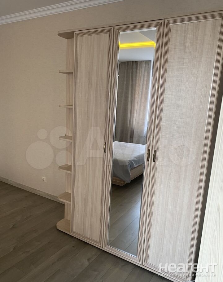 Сдается 2-х комнатная квартира, 65 м²