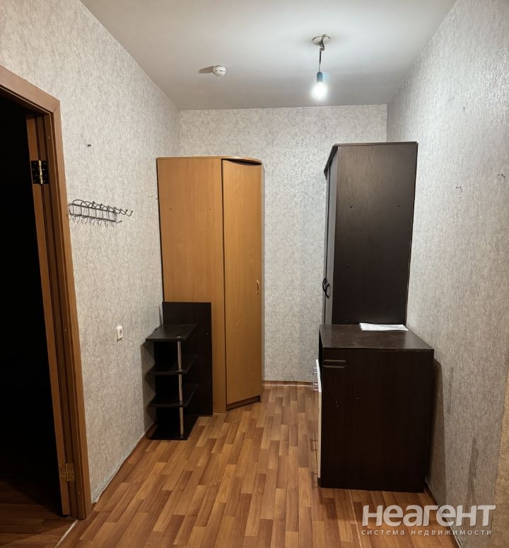 Сдается 1-комнатная квартира, 41 м²