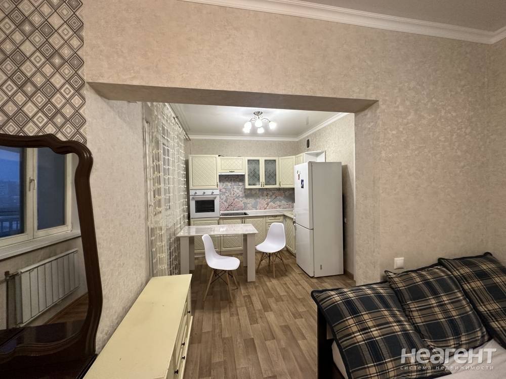 Сдается 1-комнатная квартира, 32,9 м²