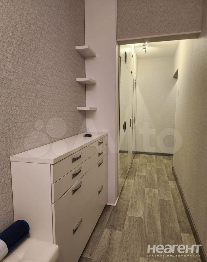 Продается 2-х комнатная квартира, 56 м²