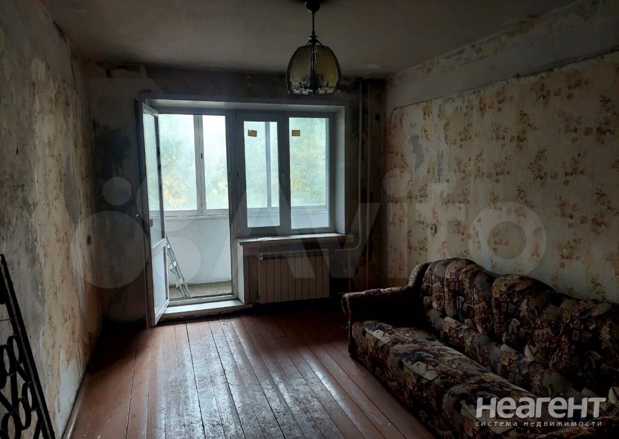 Продается 1-комнатная квартира, 31,9 м²