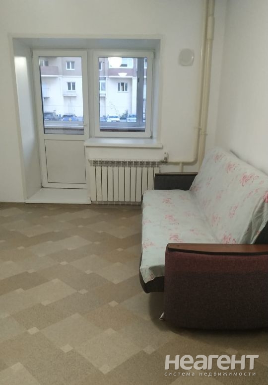 Сдается 1-комнатная квартира, 40 м²