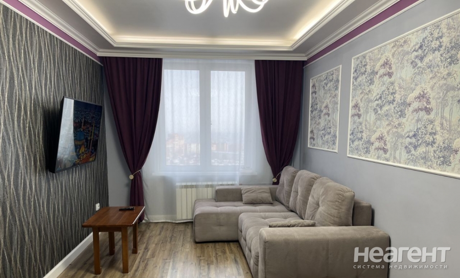 Сдается 1-комнатная квартира, 46 м²