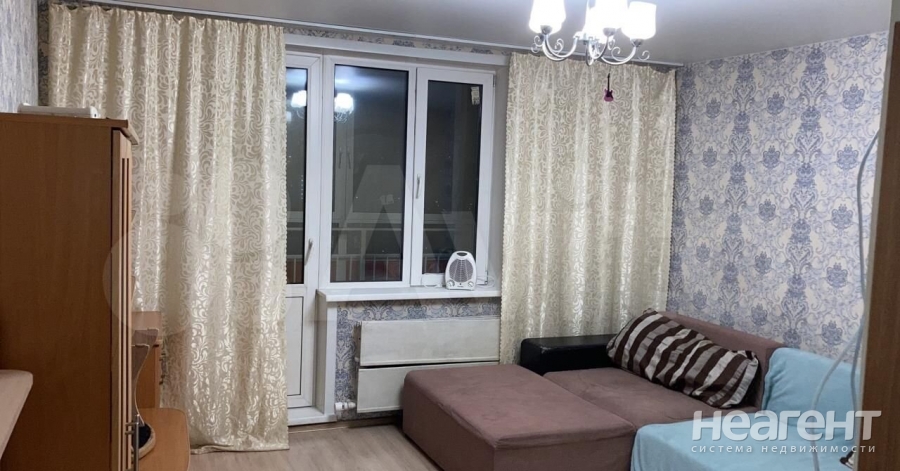 Сдается 1-комнатная квартира, 40 м²