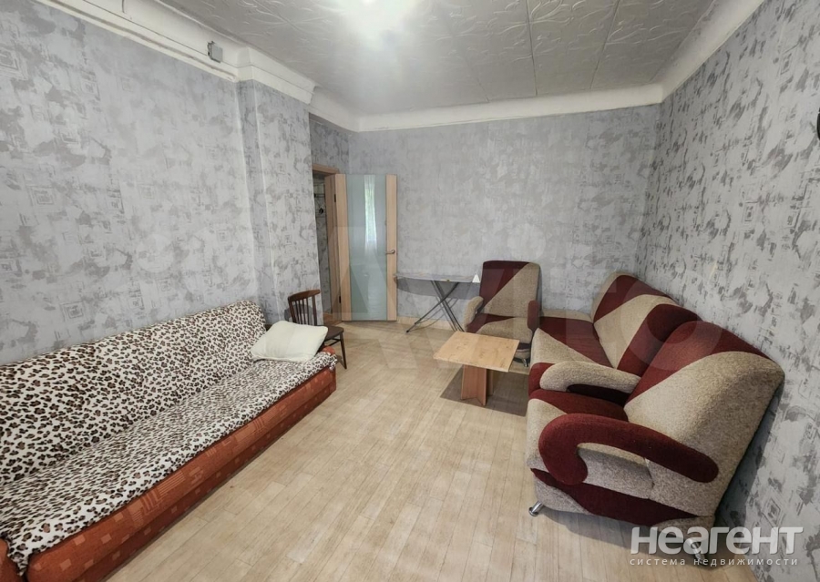 Продается 1-комнатная квартира, 36 м²