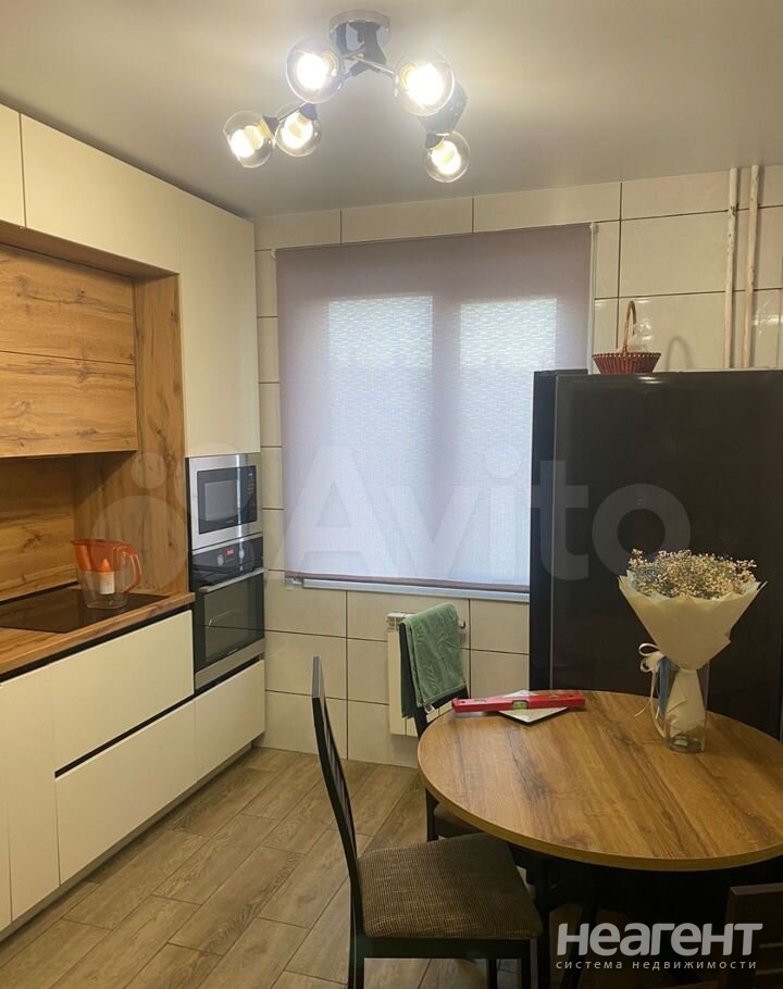 Продается 2-х комнатная квартира, 58 м²