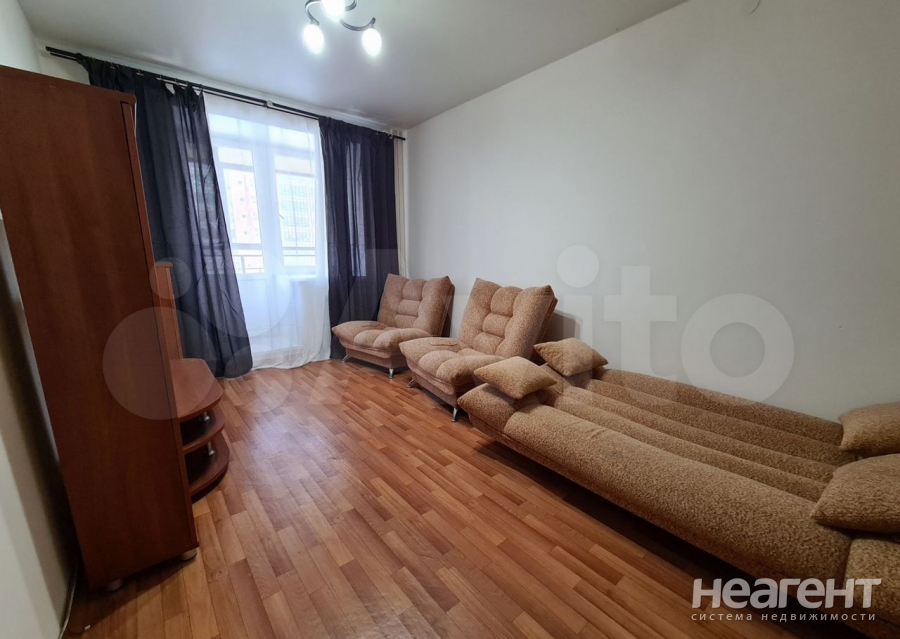 Продается 1-комнатная квартира, 33 м²