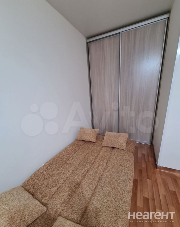 Продается 1-комнатная квартира, 33 м²