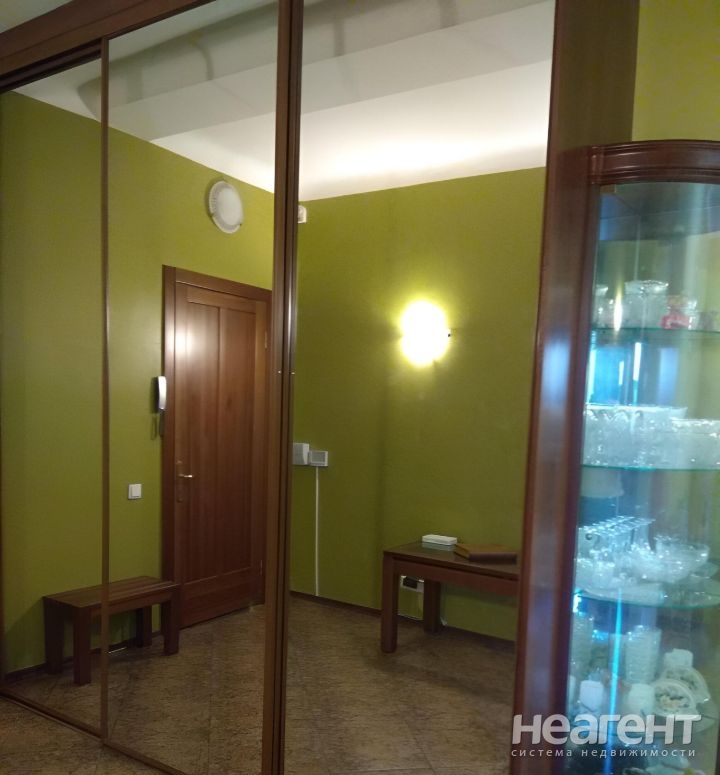 Продается 2-х комнатная квартира, 64 м²