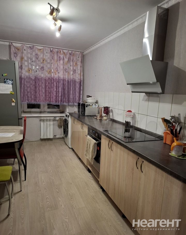 Продается 1-комнатная квартира, 39,9 м²