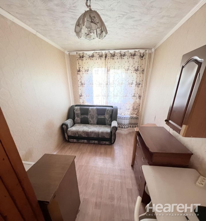 Сдается 1-комнатная квартира, 13,9 м²