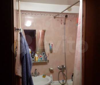 Продается Многокомнатная квартира, 70 м²