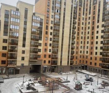 Продается 1-комнатная квартира, 110 м²