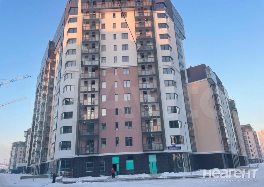 Продается Многокомнатная квартира, 160,4 м²