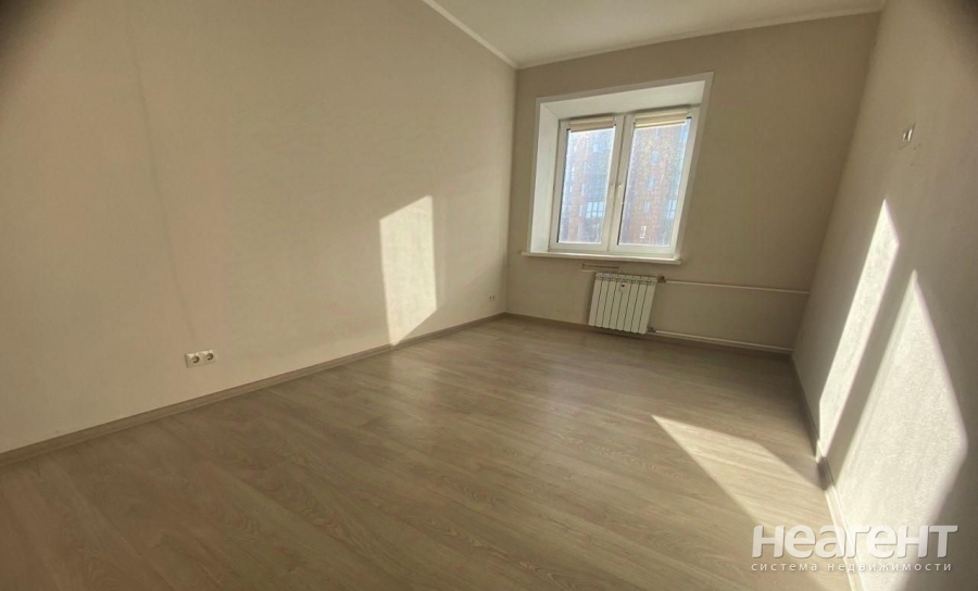 Сдается 2-х комнатная квартира, 70 м²