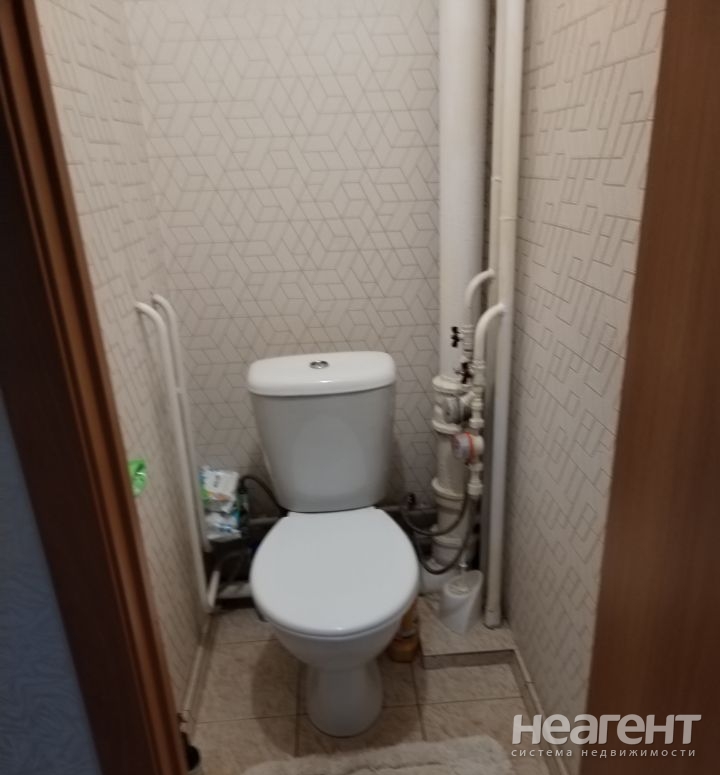 Продается 1-комнатная квартира, 40,8 м²