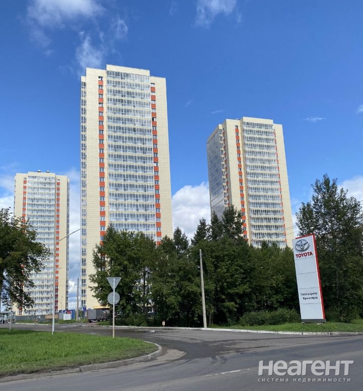 Продается 1-комнатная квартира, 48 м²