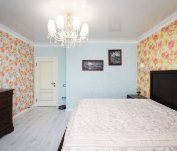 Продается 3-х комнатная квартира, 121,1 м²