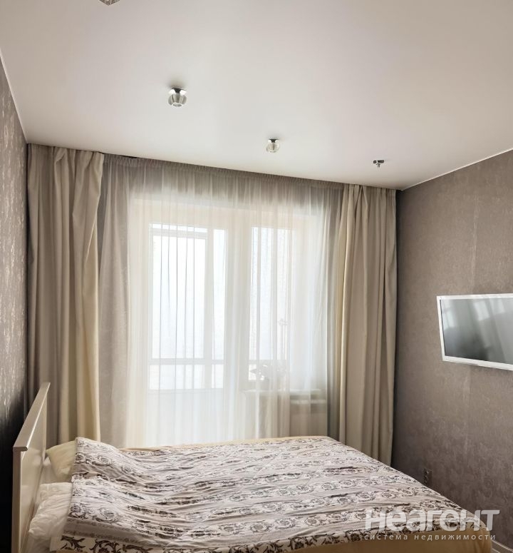 Сдается 2-х комнатная квартира, 60 м²