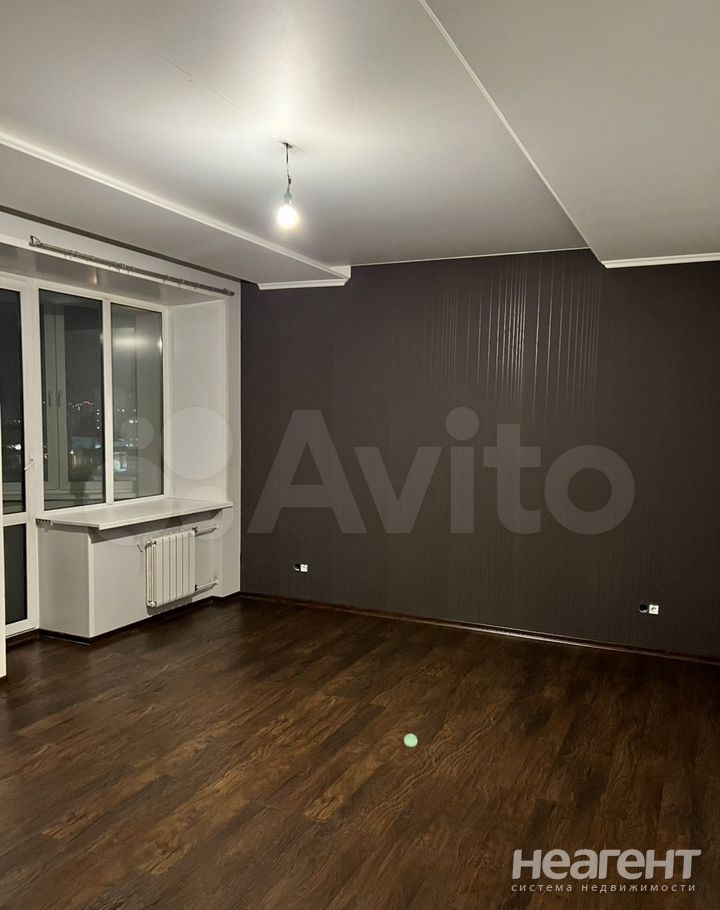 Продается 2-х комнатная квартира, 148 м²