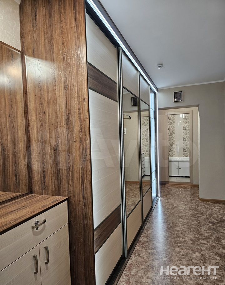 Продается 3-х комнатная квартира, 65,6 м²